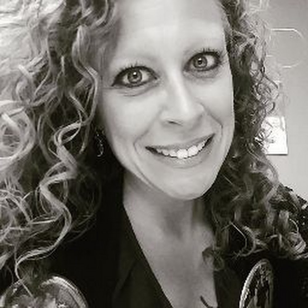 Meet your Posher, Kari
